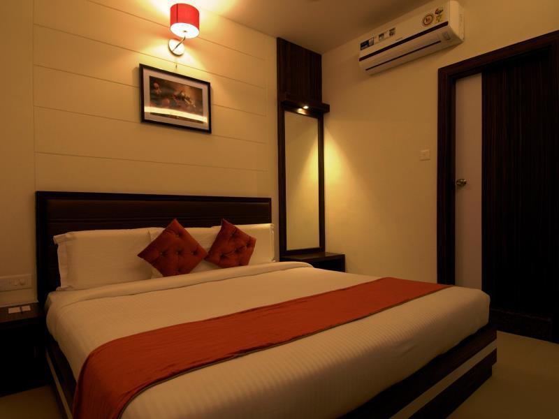 Kakarmatha Collection O 45990 Premiere Villa المظهر الخارجي الصورة