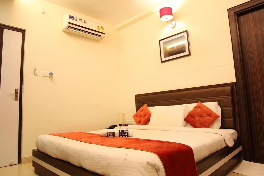 Kakarmatha Collection O 45990 Premiere Villa المظهر الخارجي الصورة
