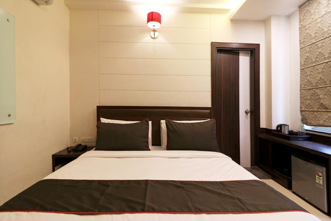 Kakarmatha Collection O 45990 Premiere Villa المظهر الخارجي الصورة